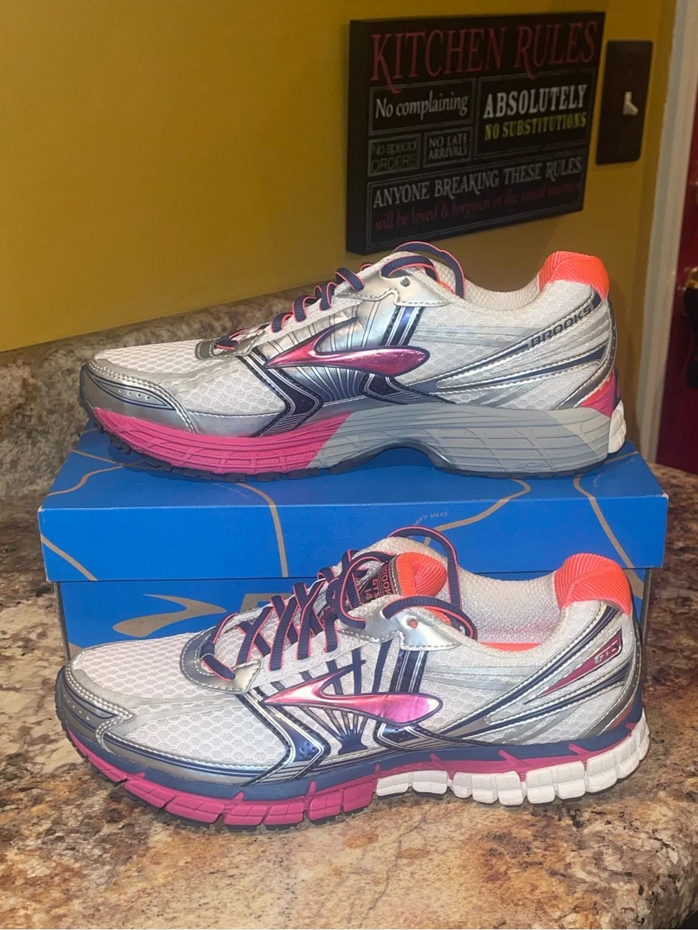 Brooks lightweight running